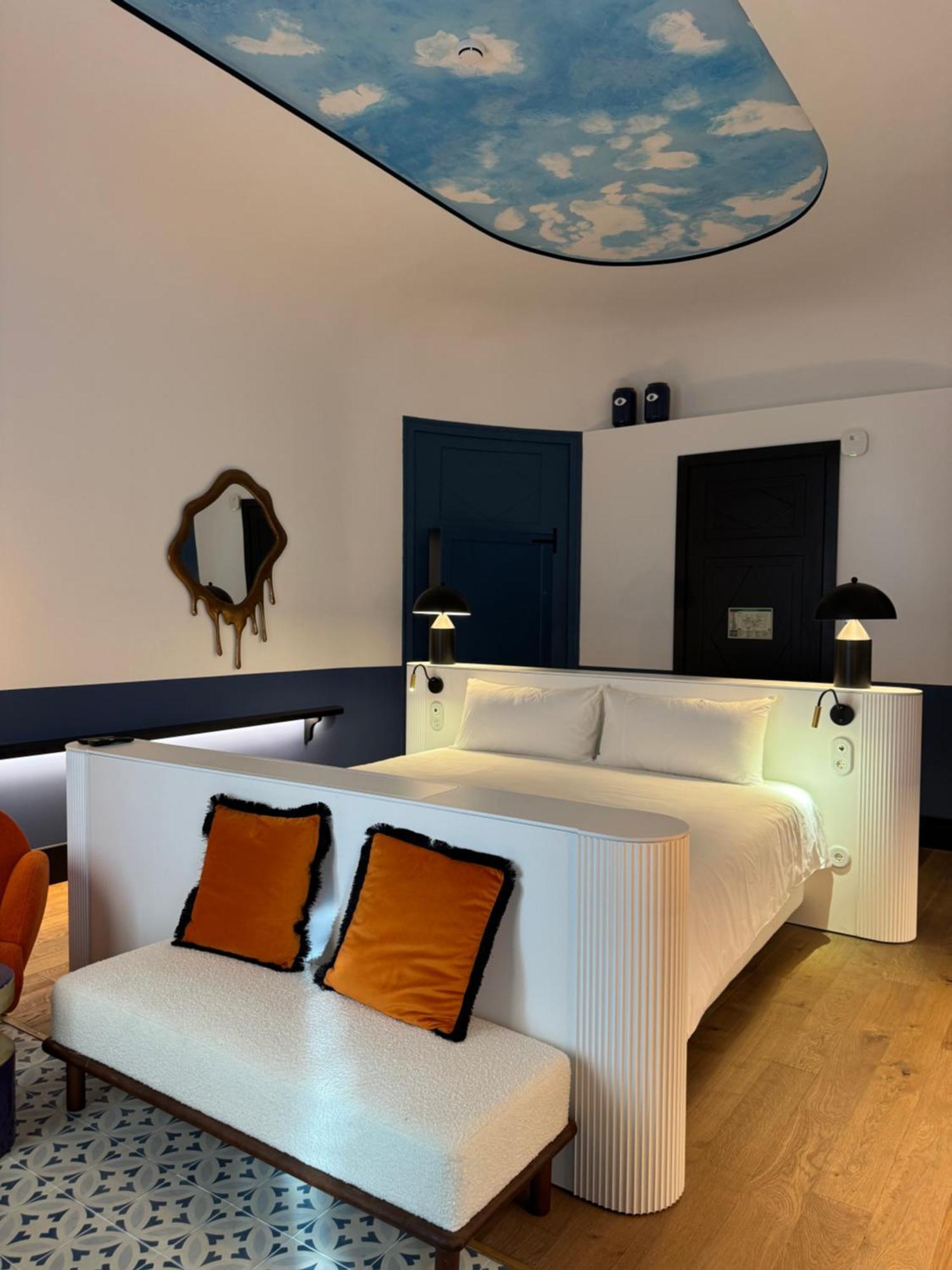 Hotel Divino & Apartments フィゲラス エクステリア 写真